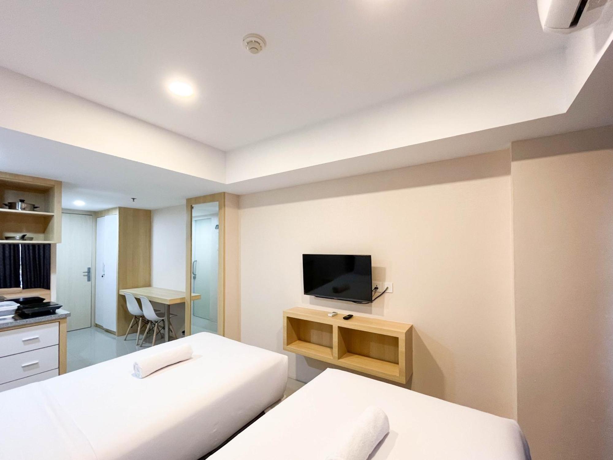 Comfortable And Tidy Studio De Prima Apartment By Travelio Medan Exterior photo